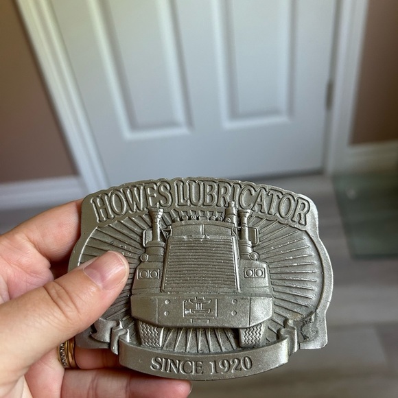 4/$100 Howes Lubricator Belt Buckle stainless steel 🚛 - Picture 7 of 7